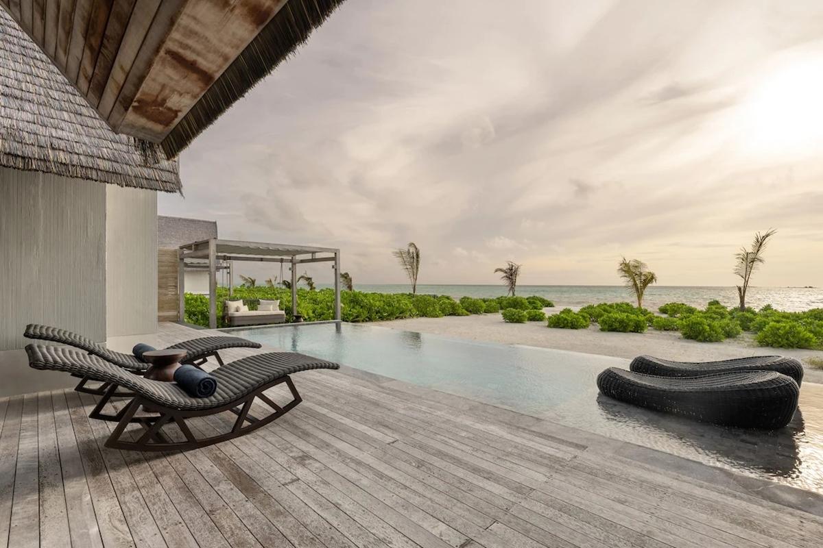 Madifushi Private Island Hotel Meemu Atoll Exterior photo