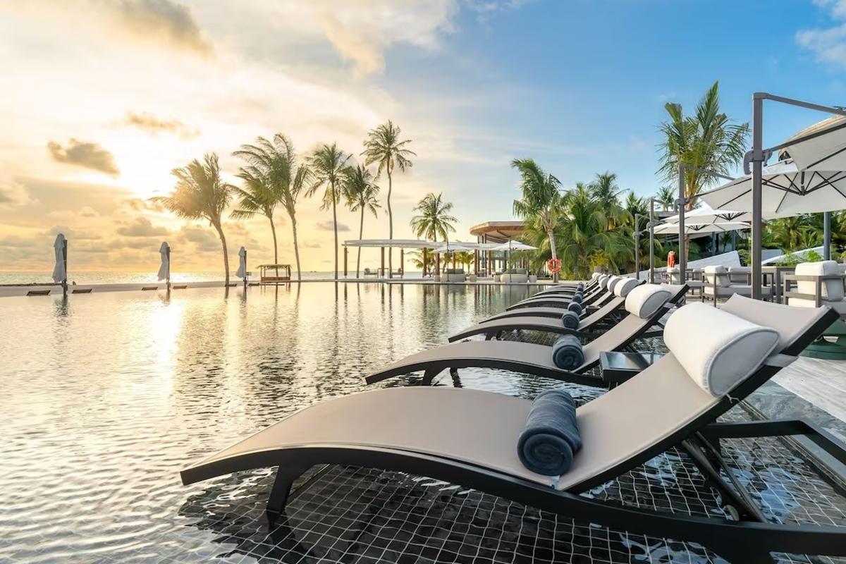Madifushi Private Island Hotel Meemu Atoll Exterior photo