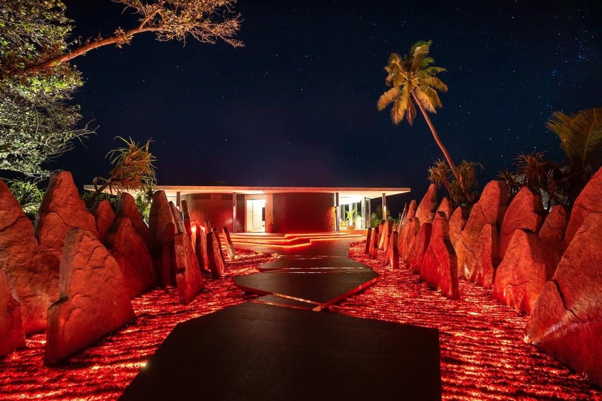 Madifushi Private Island Hotel Meemu Atoll Exterior photo
